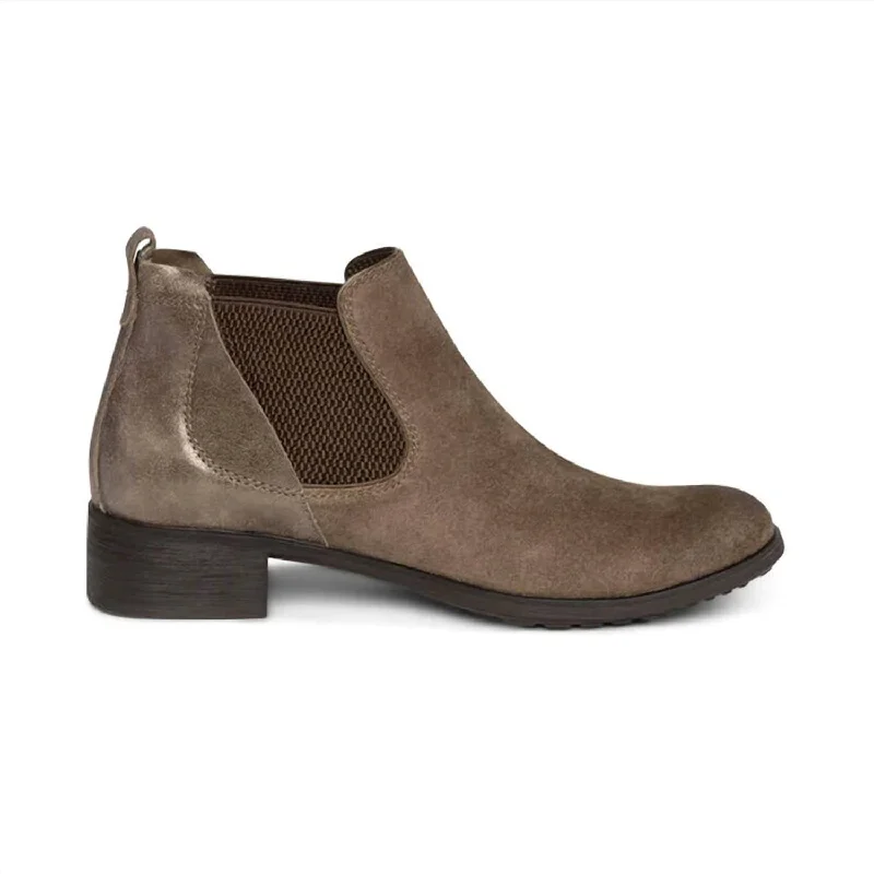 women's matte leather pumps-Beth Ankle Boot In Dark Taupe