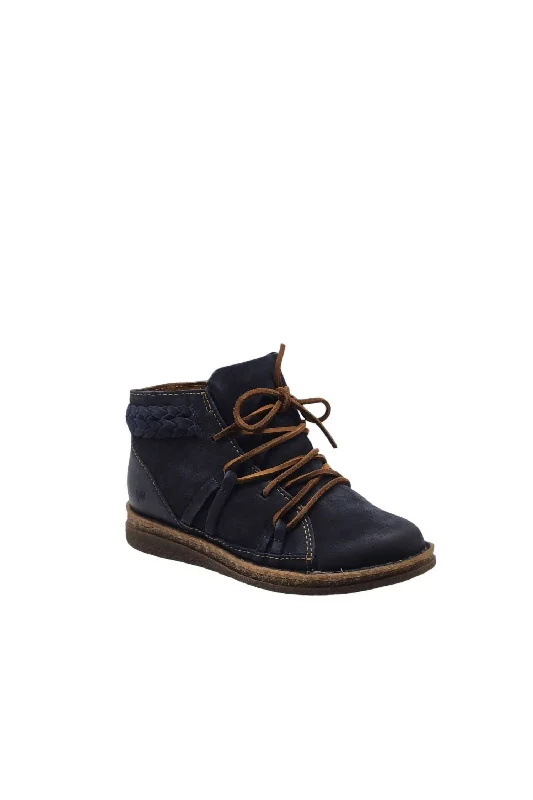 women's festive winter sandals-Women’S Temple Ii Fashion Boots In Navy